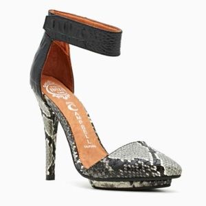 Jeffrey Campbell Solitaire Pointed Toe Heels